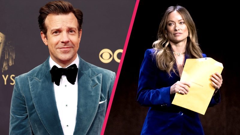 Olivia Wilde was served custody papers from Jason Sudeikis while presenting live on stage