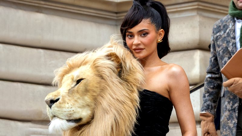 WTF: Did Kylie Jenner actually wear a lion's head to the Schiaparelli Haute Couture show?