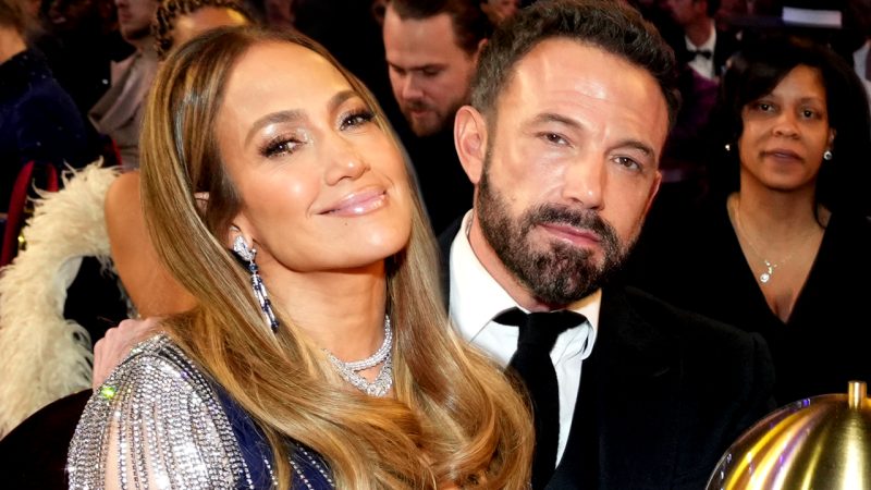 Viral vid of J-Lo arguing with 'miserable' Ben Affleck at the Grammys is relatable af