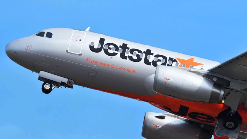 Jetstar will shout your flights for a whole year - but you have to bring your parents with ya