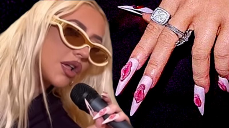 Vagina nails are trending thanks to Christina Aguilera's NSFW set and I'm shockingly obsessed
